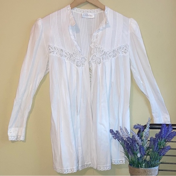 Vintage Bed Jacket Battenberg Cover Kimono Pajamas Coastal - Picture 5 of 13